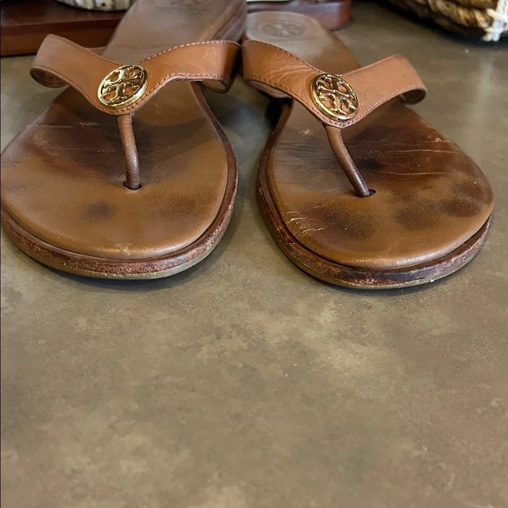 Tory Burch Brown Leather Benton Thong Flip Flops Sz 8